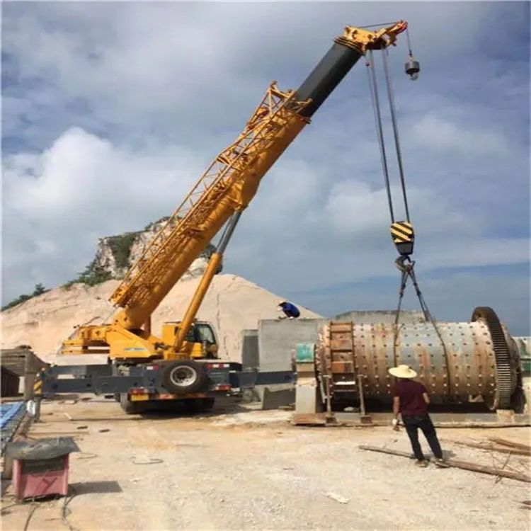 中江吊车的运输费用是否包含在租赁费用中